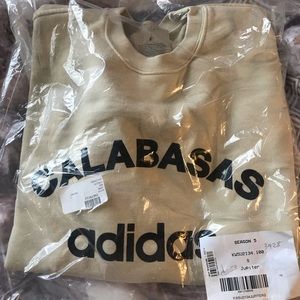 Yeezy sweatshirt